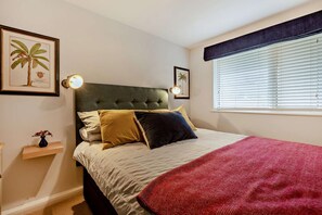 Free WiFi, bed sheets - 1 Bed in Putsborough (oc-b28792) (Croyde)
