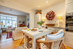 Dining - 3 Bed in Padstow (oc-b28803) (Padstow)