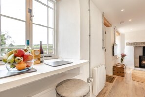 Interior - 1 Bed in Cardinham (oc-s28796) (Cardinham)