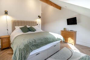 2 chambres, fer et planche à repasser, accès au Wi-Fi (inclus)
