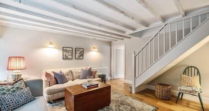 3 Bed in Netherbury (oc-w28430)