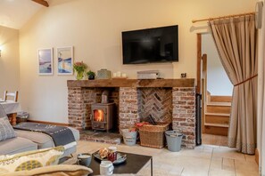 Fernseher, Kamin