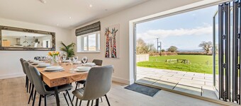 6 Bed in Llanarthney (oc-c28878)