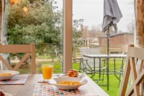 Dining - 2 Bed in Welney (oc-a28849) (Welney)