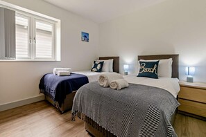 Reisekinderbett, kostenloses WLAN, Bettwäsche