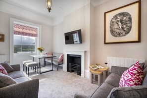 TV - 2 Bed in Soulby (oc-a28927) (Pooley Bridge)