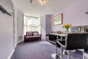 Interior - 2 Bed in Tenby (oc-w28987) (Tenby)
