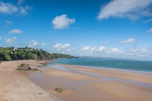 Beach - 2 Bed in Tenby (oc-w28987) (Tenby)