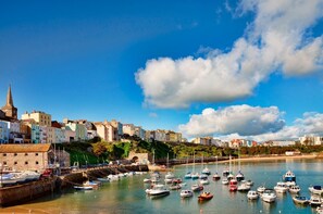 Marina - 2 Bed in Tenby (oc-t28988) (Tenby)