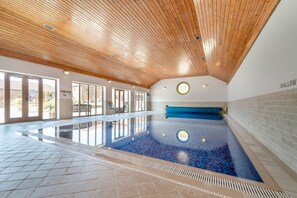 Indoor pool - 3 Bed in Thwing (oc-t29011) (Thwing)