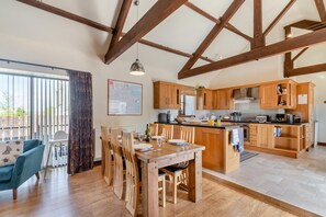 Dining - 3 Bed in Thwing (oc-t29011) (Thwing)