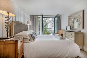 Iron/ironing board, free WiFi, bed sheets - 2 Bed in Padstow (oc-h29015) (Padstow)