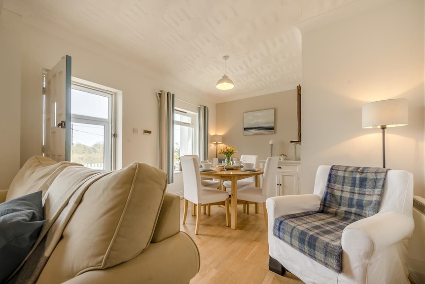 2 Bed In Bishopston (Oc-h28996) - The Mumbles