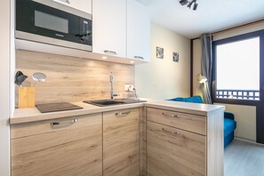 Fridge, oven, coffee/tea maker, toaster - Chemin des Demoiselles - Studio pour 4p (Chamrousse)