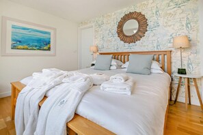 3 bedrooms, iron/ironing board, WiFi (free), bed sheets - 3 Bed in Trevone (oc-c29020) (Trevone)