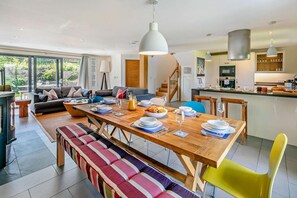 Dining - 3 Bed in Trevone (oc-c29020) (Trevone)