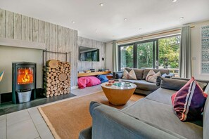 Living area - 3 Bed in Trevone (oc-c29020) (Trevone)