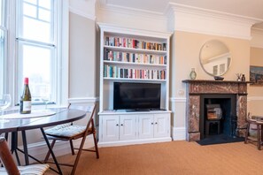Dining - 1 Bed in Aldeburgh (oc-h28976) (Aldeburgh)