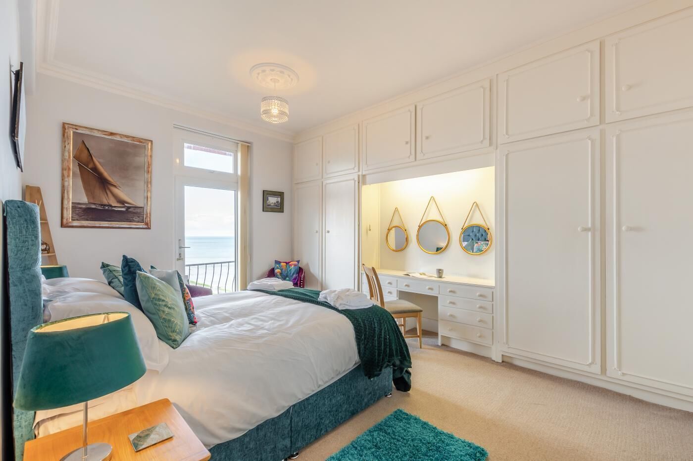 Iron/ironing board, free WiFi, bed sheets