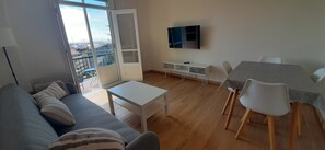 Living area - Views to Cies in Vigo Apartment 15 minutes from downtown in a quiet area. (Vigo)