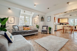 TV - 2 Bed in St. Agnes (oc-p28969) (Saint Agnes)