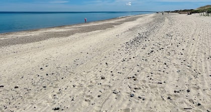 103 North Shore Unit 1 - Cozy East Sandwich Beach condo