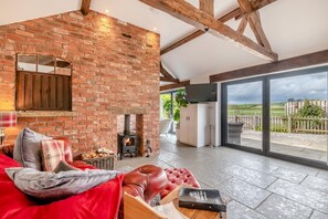TV, fireplace - 1 Bed in Sinnington (oc-w29090) (Normanby)