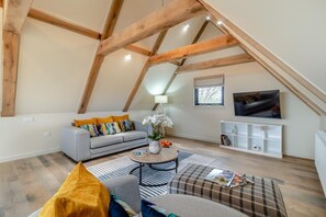 TV - 1 Bed in Heveningham (oc-w29032) (Heveningham)