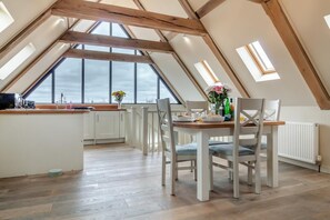 Dining - 1 Bed in Heveningham (oc-w29032) (Heveningham)