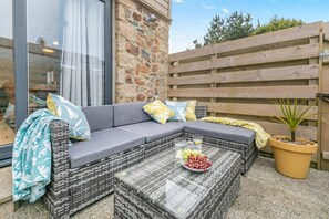 Terrace/patio - 3 Bed in Mawla (oc-l29154) (Mawla)