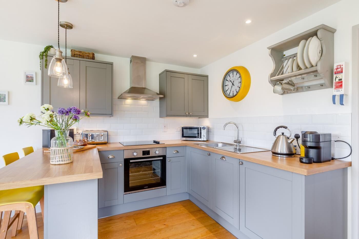 Oven, dishwasher, high chair, cookware/dishes/utensils