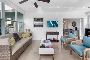 House, Multiple Beds, Non Smoking, Poolside | Living area - Amazon Heated Pool Perfect House (Miami)