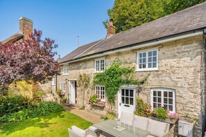 Exterior - 3 Bed in Martinstown (oc-c29083) (Martinstown)