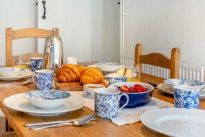 Dining - 3 Bed in Martinstown (oc-c29083) (Martinstown)