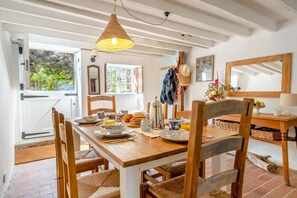Dining - 3 Bed in Martinstown (oc-c29083) (Martinstown)