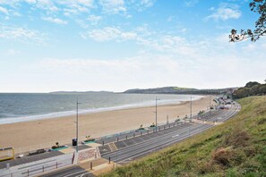 Beach - 2 Bed in Rhos On Sea (oc-n29197) (Rhos on Sea)