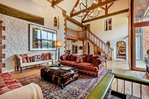7 Bed in Ringstead (oc-f29155)