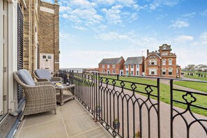 Property grounds - 4 Bed in Southwold (oc-s29251) (Southwold)