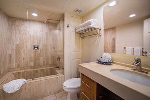 Dusche, Handtücher, Seife, Toilettenpapier