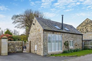 Exterior - 2 Bed in Belford (oc-s29246) (Belford)