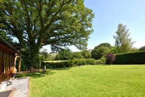 Property grounds - 1 Bed in Cilycwm (oc-t29297) (Cilycwm)