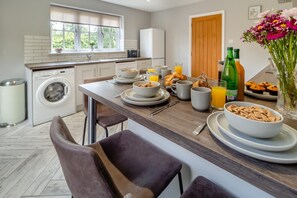 Dining - 2 Bed in Oxborough (oc-r29290) (Oxborough)