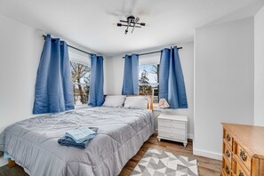 4 chambres, lit de bébé portatif, accès au Wi-Fi (inclus)