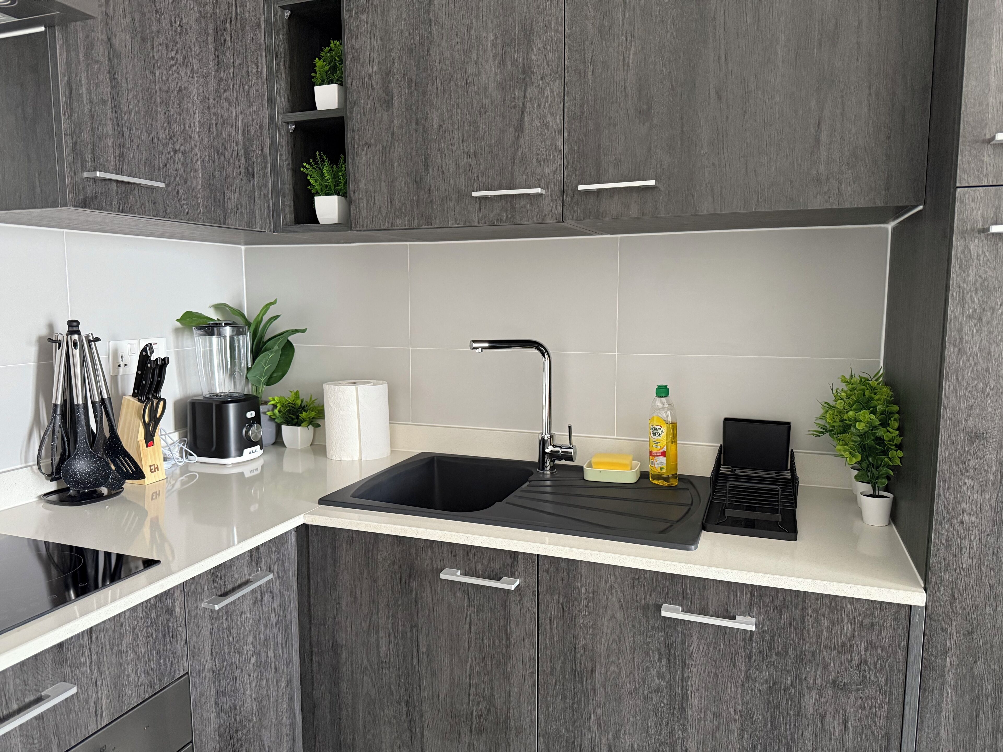 電子レンジ、オーブン、コンロ、食器洗い機