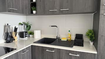 Microwave, oven, stovetop, dishwasher