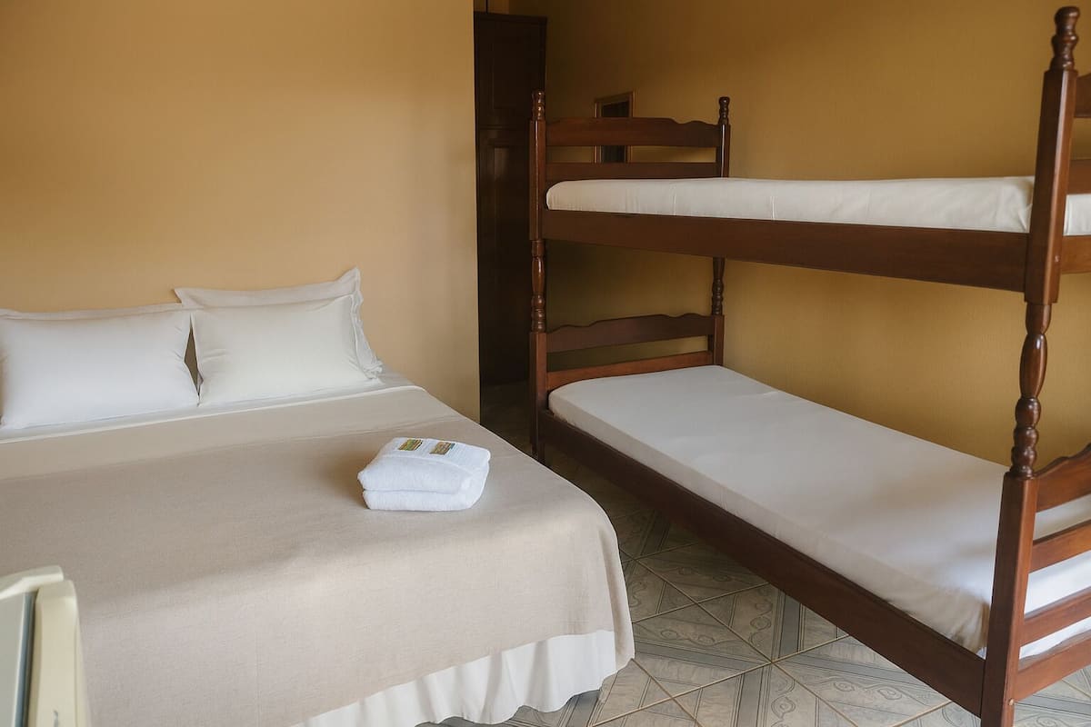 Classic-Vierbettzimmer | Kostenloses WLAN