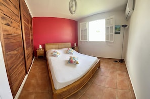 4 Schlafzimmer, Bügeleisen/Bügelbrett, Reisekinderbett, Internetzugang