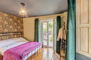 Iron/ironing board, free WiFi, bed sheets - 6 Bed in Alnwick (oc-b29336) (Alnwick)