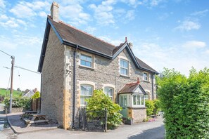 Exterior - 3 Bed in Clyro (oc-r29347) (Clyro)