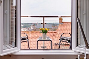 Interior - 1 Bed in Whitby (oc-b29243) (Whitby)